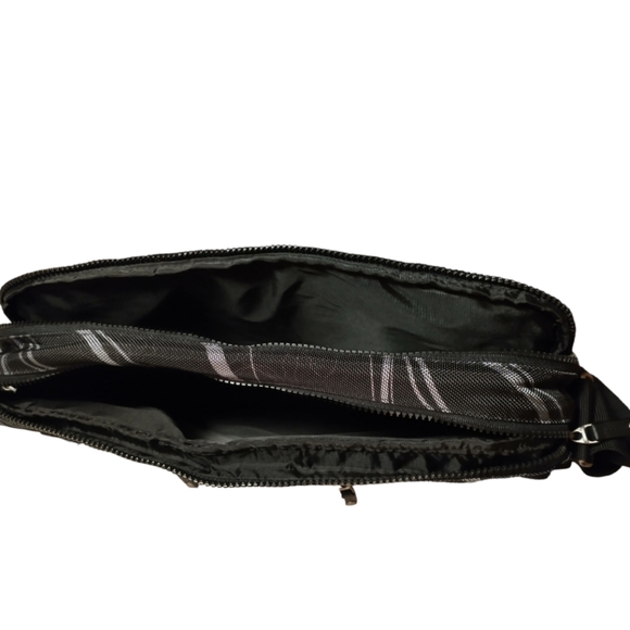 Adidas Messenger Bag - Picture 5 of 9